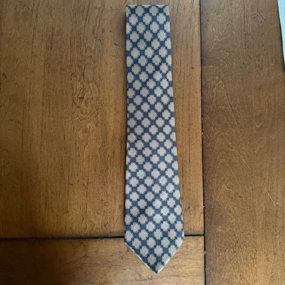 Christian Dior Silk Tie‎ Geometric Pattern Men's Luxury Necktie Tag Missing